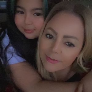 Meet your Posher, Eva